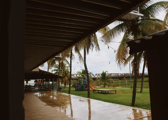 Hotel Canoeiros